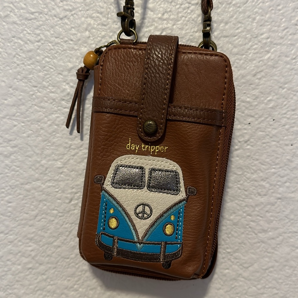 The Sak smartphone crossbody